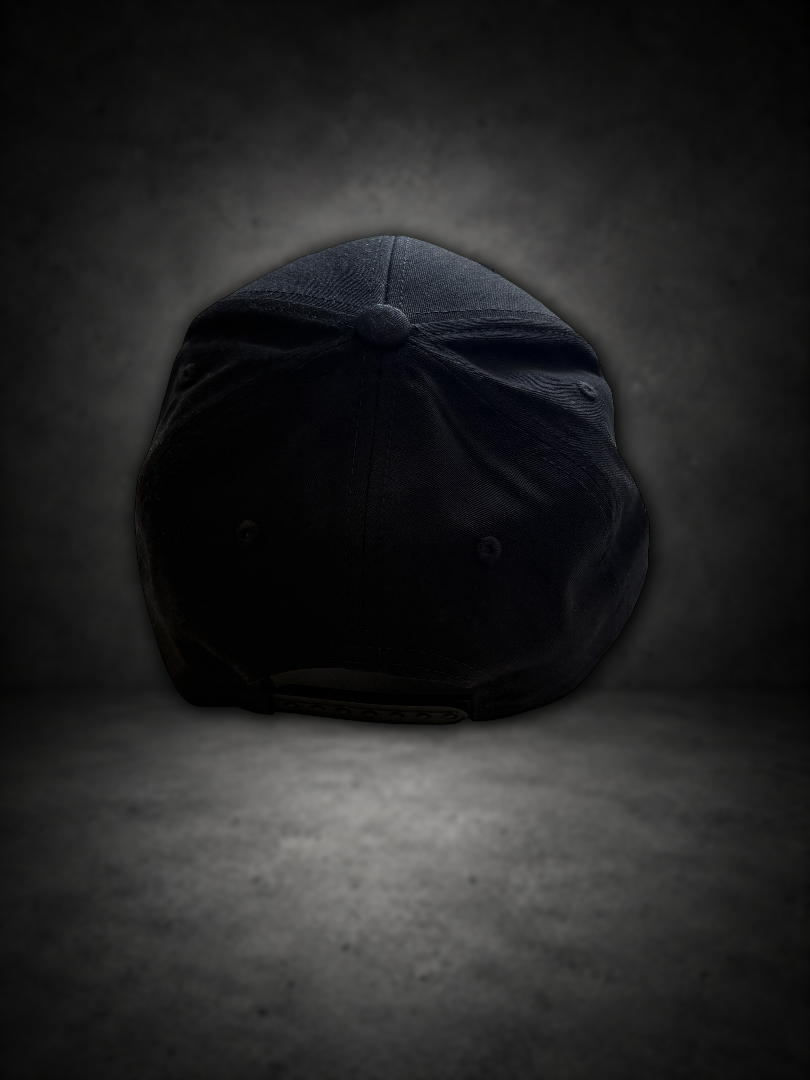 KOMMAKLAR® - MONOCHROME SNAPBACK CAP (2026)