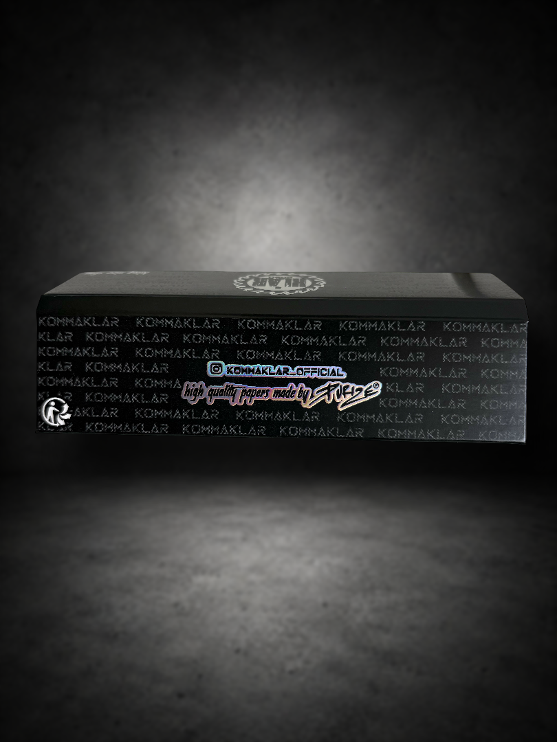 KOMMAKLAR® x PURIZE® – KING SIZE SLIM PAPES | MONOCHROME (2026)
